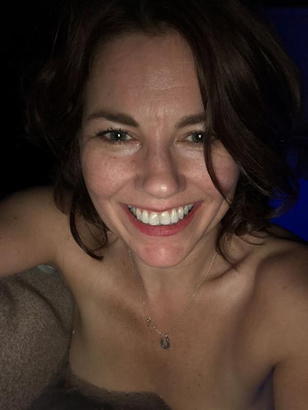 Cemre - Trans à Reeuwijk Profil de Cemre, 27 ans, Trans à Reeuwijk (Zuid-Holland)